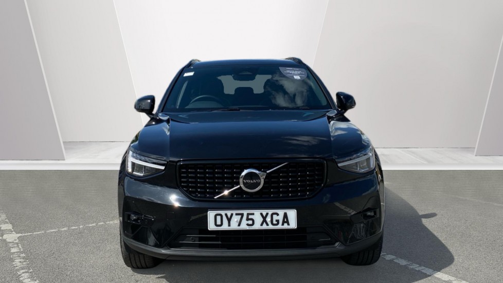 Volvo XC40 2.0 B4P Plus Dark 5dr Auto Petrol Estate - Image 8