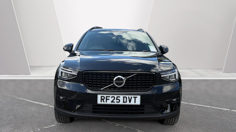 Volvo XC40 2.0 B3P Plus Dark 5dr Auto Petrol Estate - Image 8
