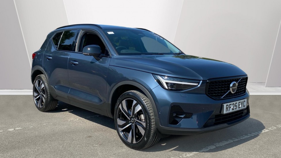 Volvo XC40 2.0 B3P Ultra Dark 5dr Auto Petrol Estate - Image 1
