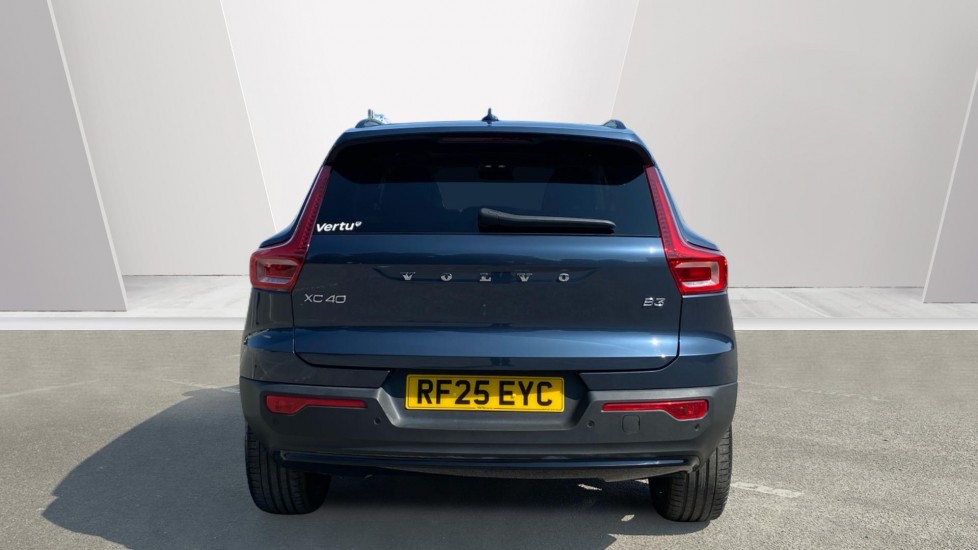 Volvo XC40 2.0 B3P Ultra Dark 5dr Auto Petrol Estate - Image 7