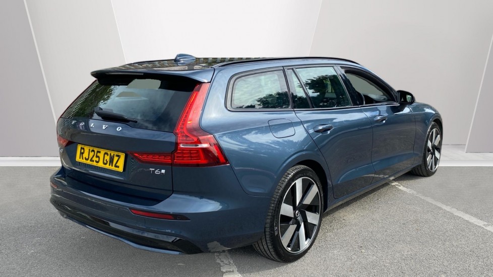 Volvo V60 2.0 T6 [350] PHEV Plus Dark 5dr AWD Auto Estate - Image 2