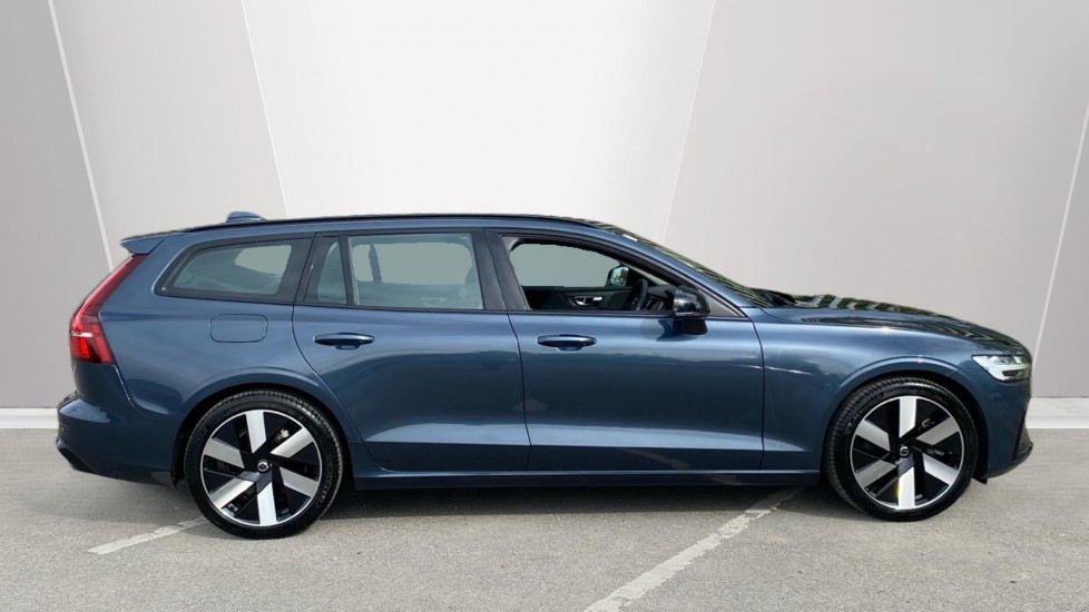 Volvo V60 2.0 T6 [350] PHEV Plus Dark 5dr AWD Auto Estate - Image 3
