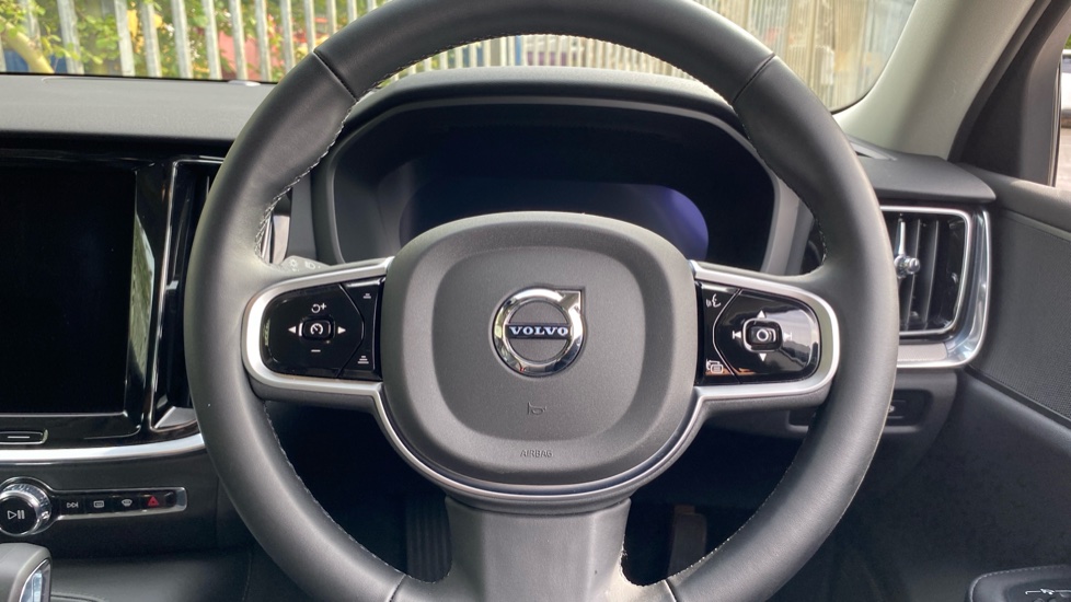 Volvo V60 2.0 T6 [350] PHEV Plus Dark 5dr AWD Auto Estate - Image 10