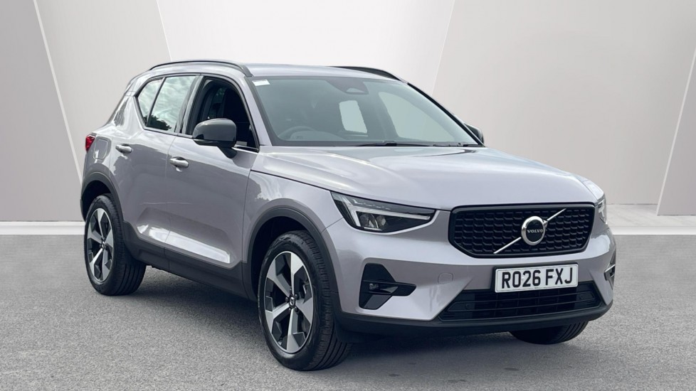 Volvo XC40 2.0 B4P Plus Dark 5dr Auto Petrol Estate - Image 1