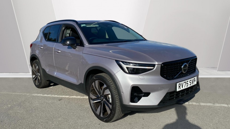 Volvo XC40 2.0 B3P Ultra Dark 5dr Auto Petrol Estate - Image 1