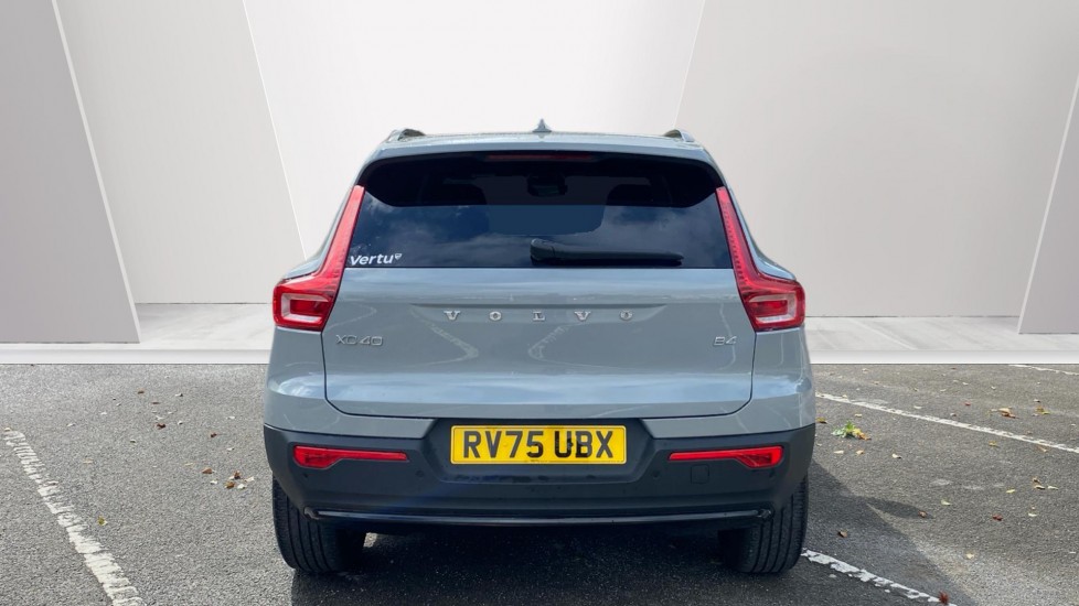 Volvo XC40 2.0 B4P Plus Dark 5dr Auto Petrol Estate - Image 7