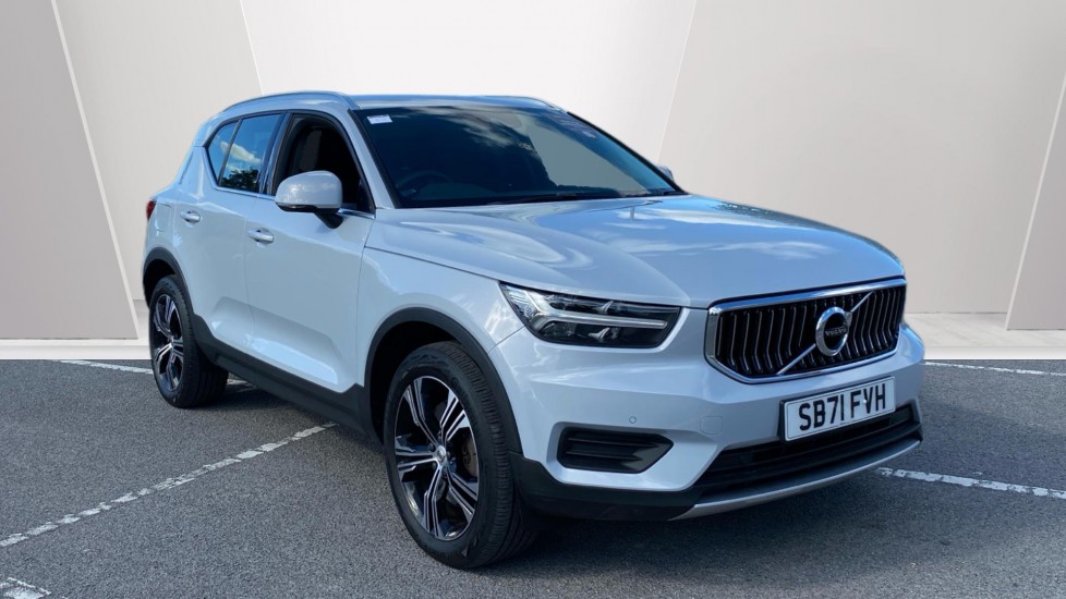 Volvo XC40 1.5 T5 Recharge PHEV Inscription 5dr Auto Estate - Image 1
