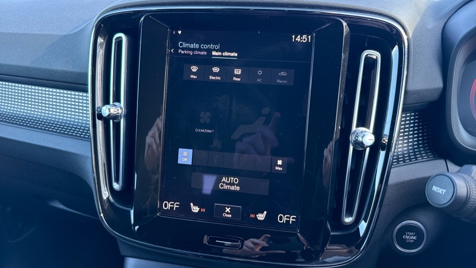 Volvo XC40 1.5 T5 Recharge PHEV R DESIGN Pro 5dr Auto Estate - Image 32