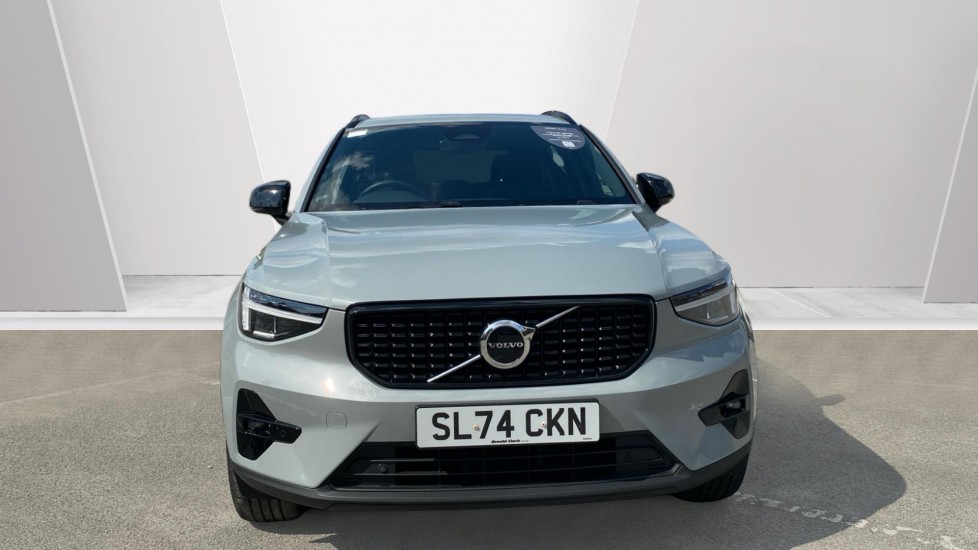 Volvo XC40 2.0 B3P Plus Dark 5dr Auto Petrol Estate - Image 8