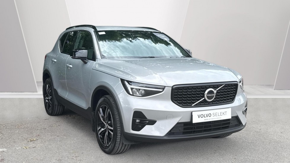 Volvo XC40 2.0 B3P Plus Dark 5dr Auto Petrol Estate - Image 1