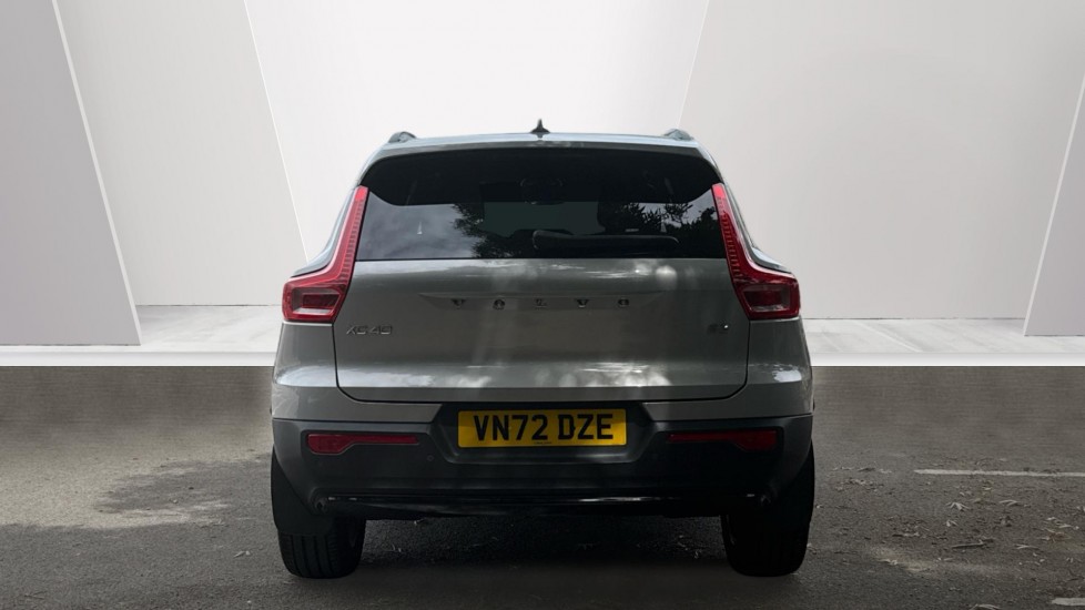 Volvo XC40 2.0 B3P Plus Dark 5dr Auto Petrol Estate - Image 7