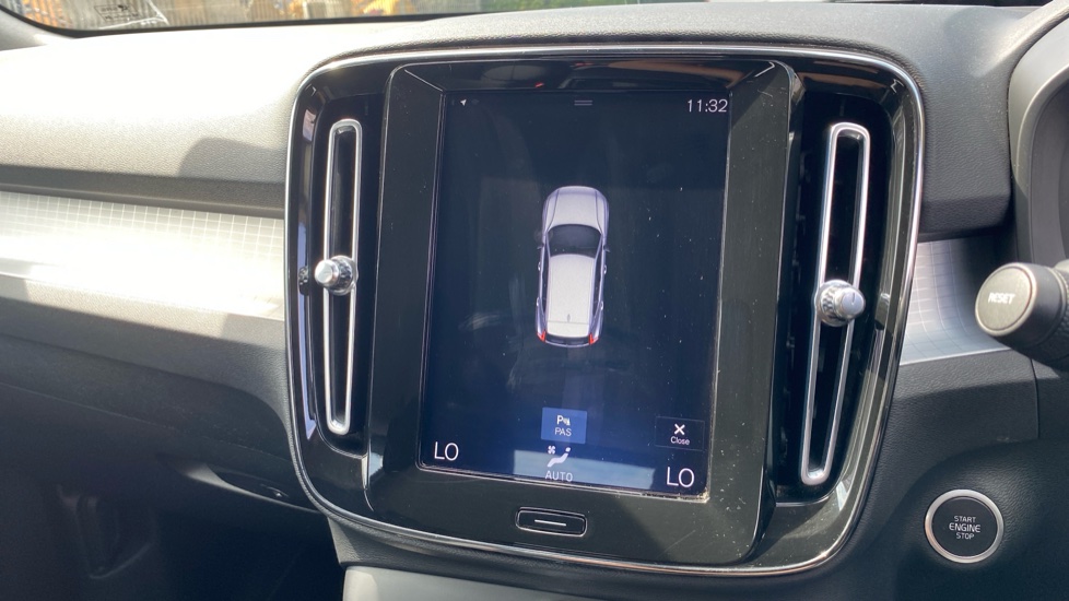 Volvo XC40 1.5 T3 [163] Momentum 5dr Petrol Estate - Image 20
