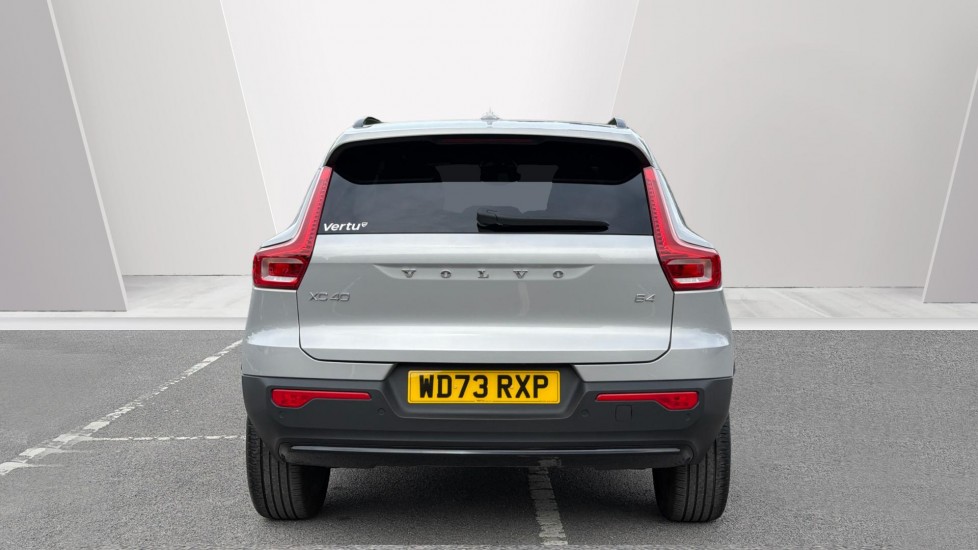 Volvo XC40 2.0 B4P Ultimate Dark 5dr Auto Petrol Estate - Image 7