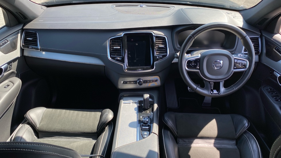 Volvo XC90 2.0 B5P [250] R DESIGN 5dr AWD Gtron Petrol Estate - Image 5