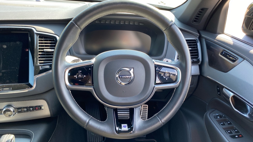 Volvo XC90 2.0 B5P [250] R DESIGN 5dr AWD Gtron Petrol Estate - Image 10