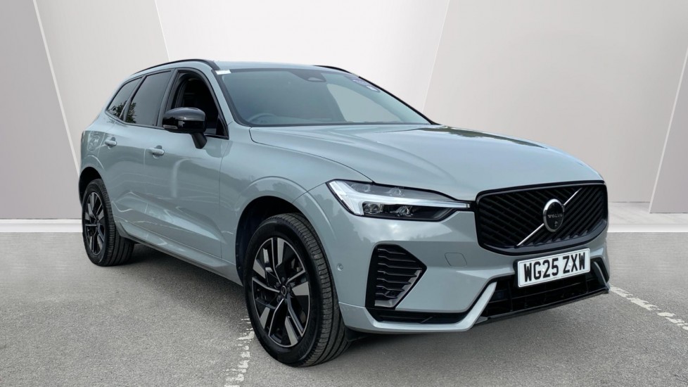 Volvo XC60 2.0 B5P Plus Dark 5dr AWD Geartronic Petrol Estate - Image 1