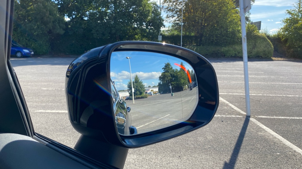 Volvo XC60 2.0 T8 [455] PHEV Ultra Dark 5dr AWD Geartronic Estate - Image 32