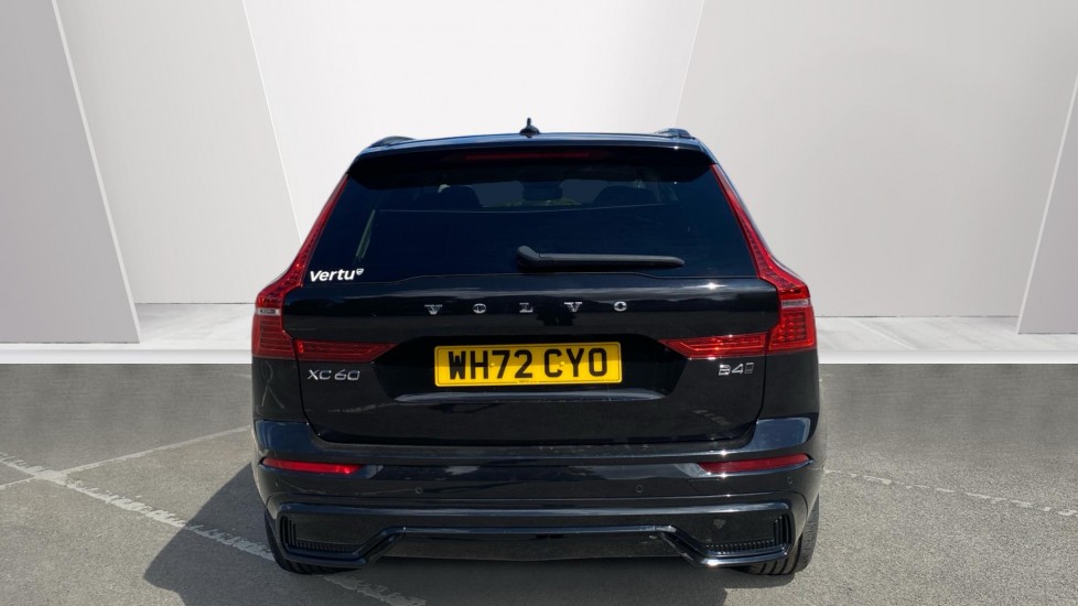 Volvo XC60 2.0 B4D Plus Dark 5dr AWD Geartronic Diesel Estate - Image 7
