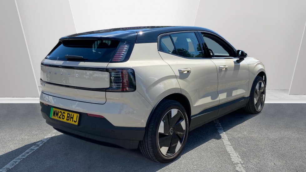Volvo EX30 200kW SM Extended Range Plus 69kWh 5dr Auto Electric Estate - Image 2
