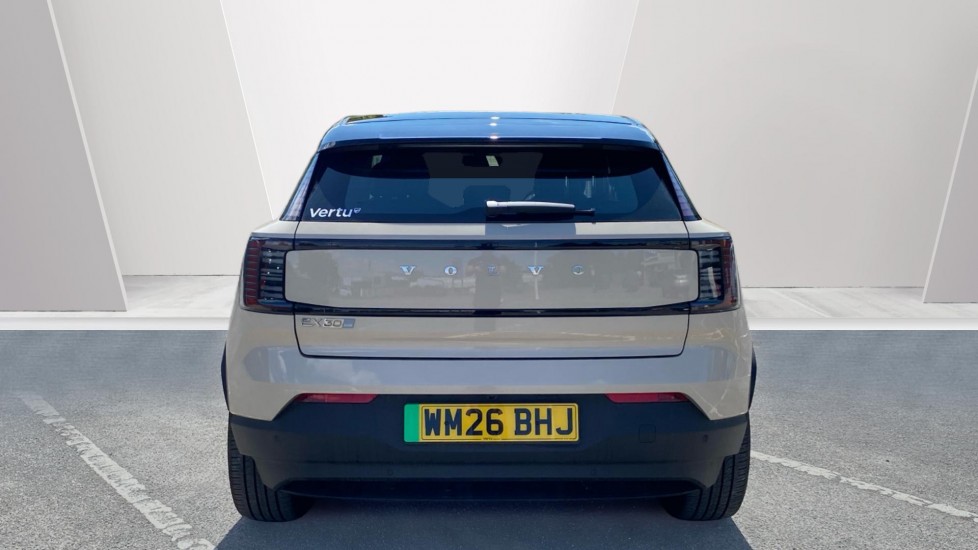 Volvo EX30 200kW SM Extended Range Plus 69kWh 5dr Auto Electric Estate - Image 7