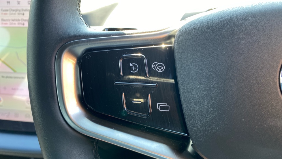 Volvo EX30 200kW SM Extended Range Plus 69kWh 5dr Auto Electric Estate - Image 20