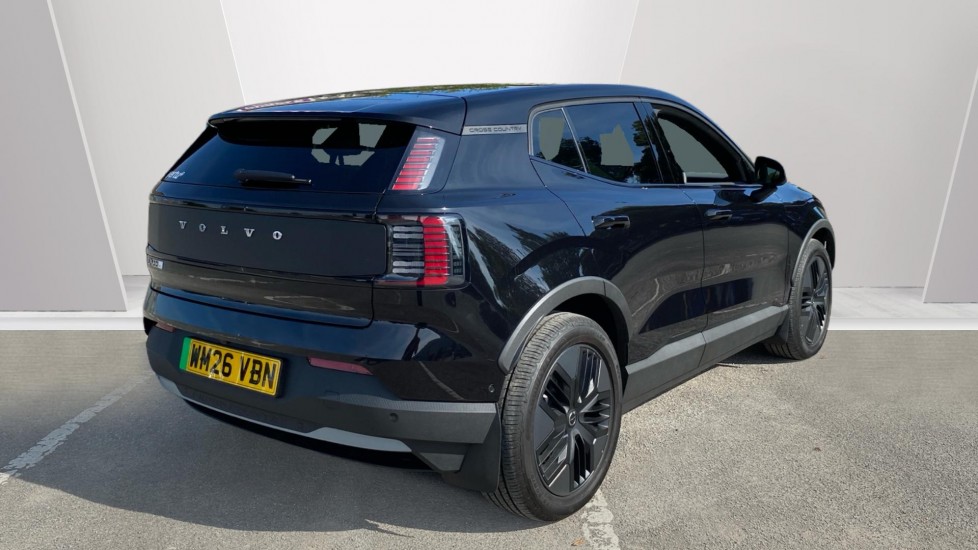 Volvo EX30 315kW TM Perf Cross Country Ultra 69kWh 5dr Auto Electric Estate - Image 2