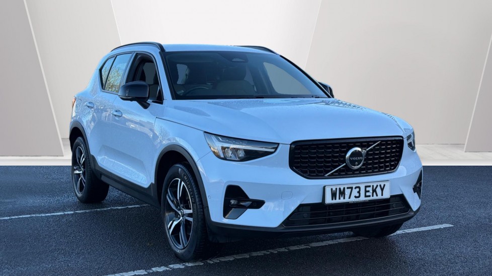 Volvo XC40 2.0 B3P Plus Dark 5dr Auto Petrol Estate - Image 1