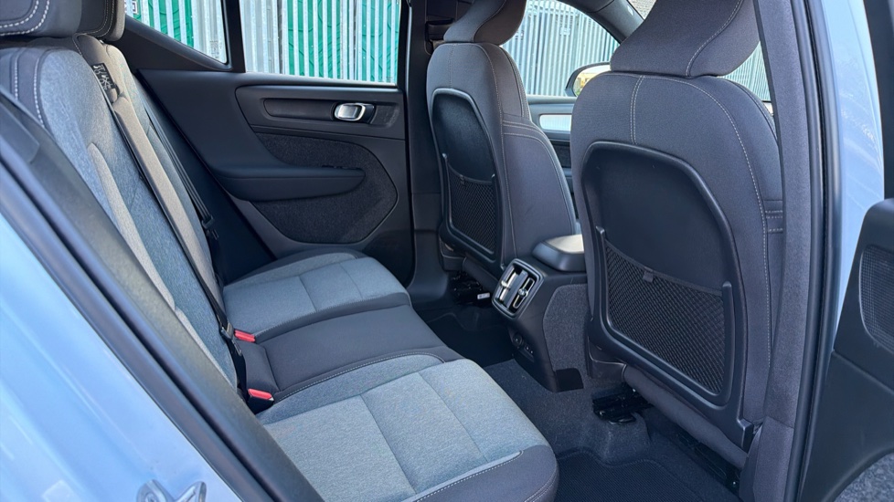 Volvo XC40 2.0 B3P Plus Dark 5dr Auto Petrol Estate - Image 6