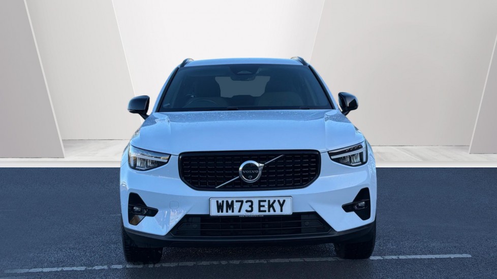 Volvo XC40 2.0 B3P Plus Dark 5dr Auto Petrol Estate - Image 8