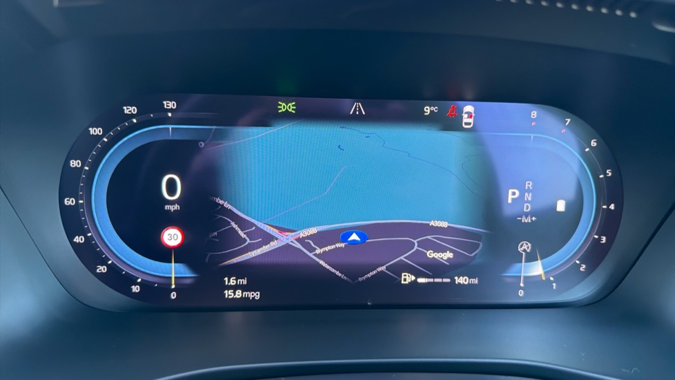 Volvo XC40 2.0 B3P Plus Dark 5dr Auto Petrol Estate - Image 11
