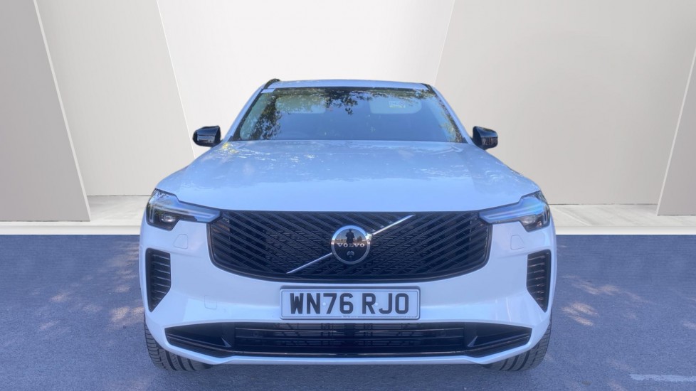 Volvo XC90 2.0 B5P Ultra Dark 5dr AWD Geartronic [Revised] Petrol Estate - Image 8