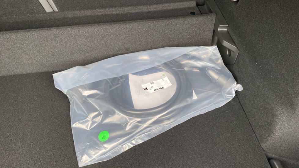 Volvo EX30 200kW P5 Long Range Plus 69kWh 5dr Auto [NI] Electric Estate - Image 36