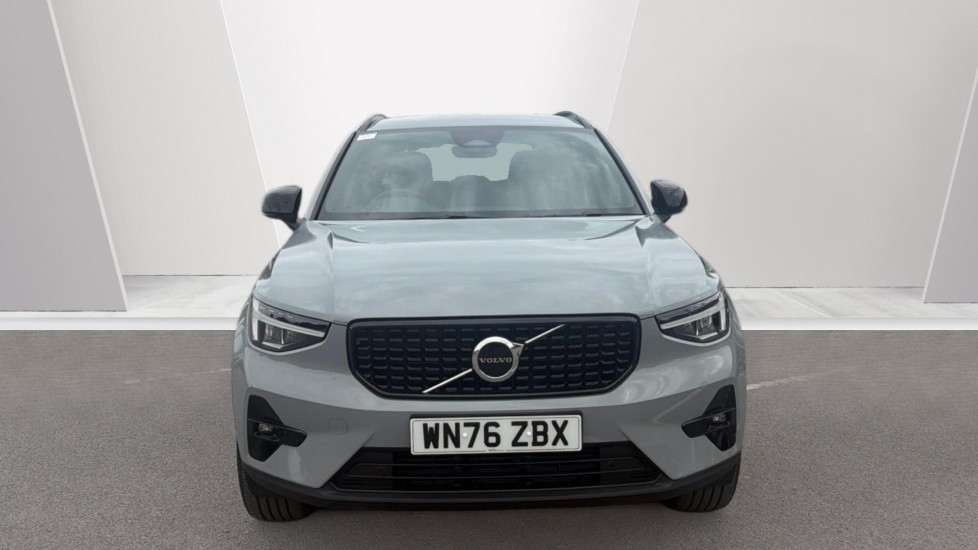Volvo XC40 2.0 B4P Plus Dark 5dr Auto Petrol Estate - Image 8