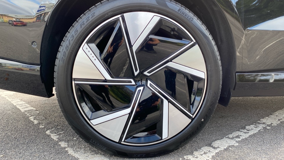 Volvo EX90 300kW Twin Motor Ultra 111kWh 5dr Auto Electric Estate - Image 9