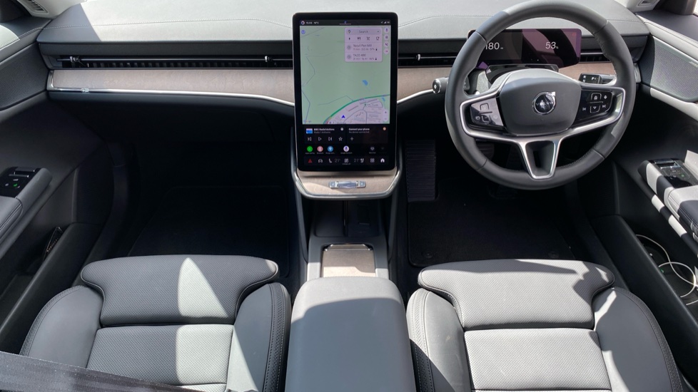 Volvo ES90 245kW SM Extended Range Plus 92kWh 5dr Auto Electric Hatchback - Image 5