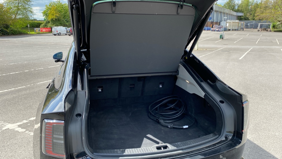 Volvo ES90 245kW SM Extended Range Plus 92kWh 5dr Auto Electric Hatchback - Image 13