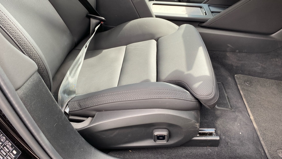 Volvo ES90 245kW SM Extended Range Plus 92kWh 5dr Auto Electric Hatchback - Image 29