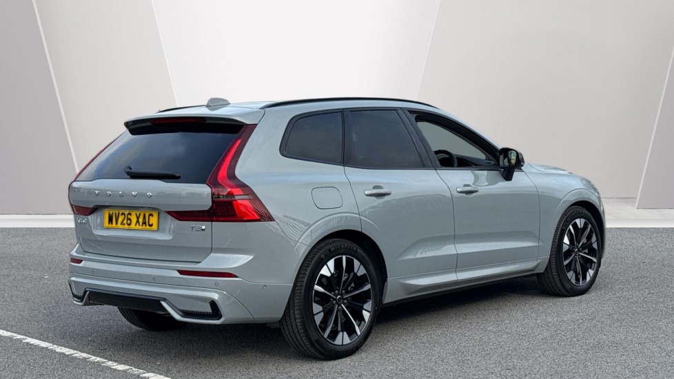 Volvo XC60 2.0 T8 [455] PHEV Ultra Dark 5dr AWD Geartronic Estate - Image 2