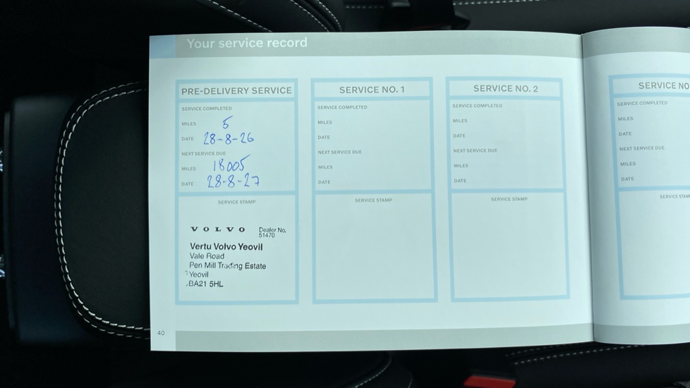 Volvo XC40 2.0 B3P Plus Dark 5dr Auto Petrol Estate - Image 15