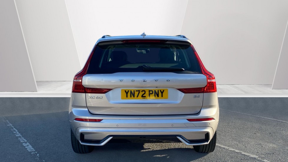 Volvo XC60 2.0 B4P Plus Dark 5dr Geartronic Petrol Estate - Image 7