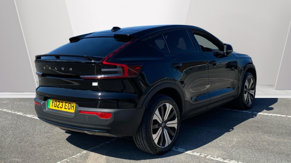 Volvo C40 170kW Recharge Core 69kWh 5dr Auto Electric Estate - Image 2