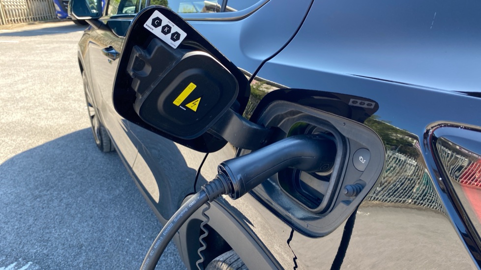 Volvo C40 170kW Recharge Core 69kWh 5dr Auto Electric Estate - Image 16