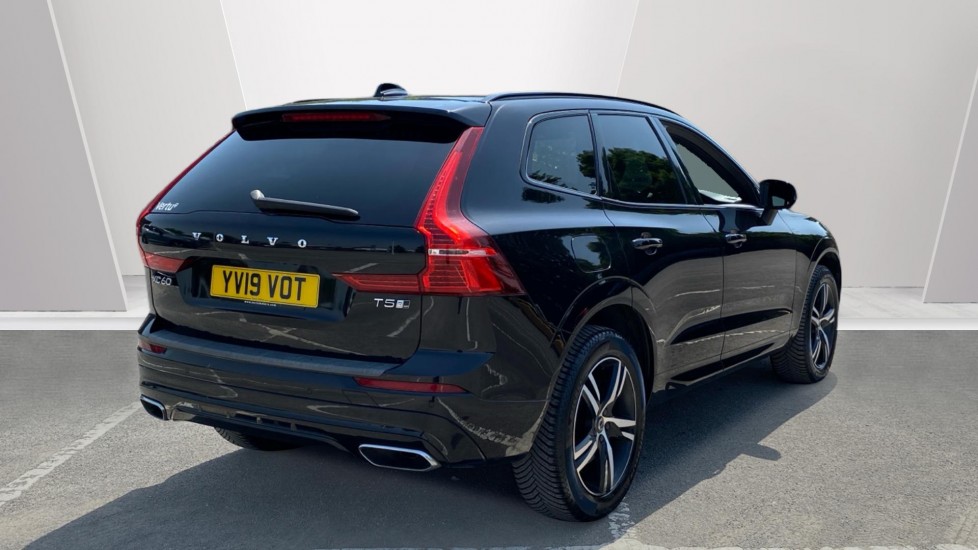 Volvo XC60 2.0 T5 [250] R DESIGN 5dr AWD Geartronic Petrol Estate - Image 2