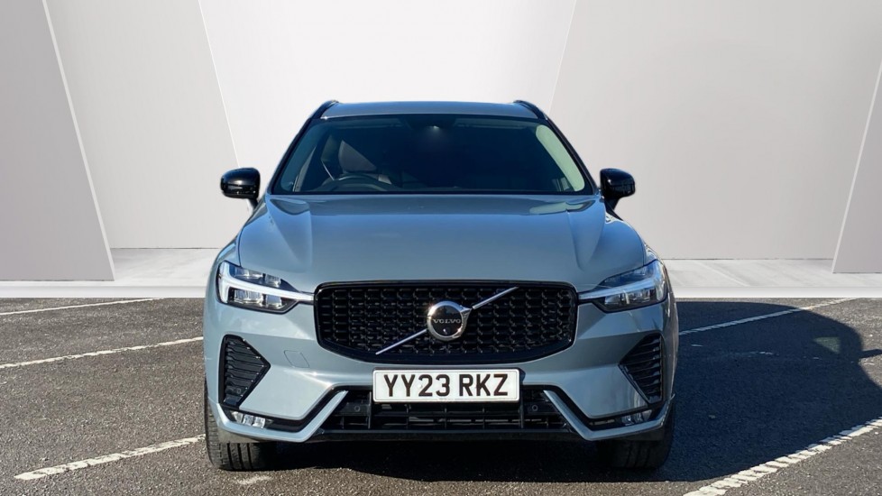 Volvo XC60 2.0 B4D Plus Dark 5dr AWD Geartronic Diesel Estate - Image 8