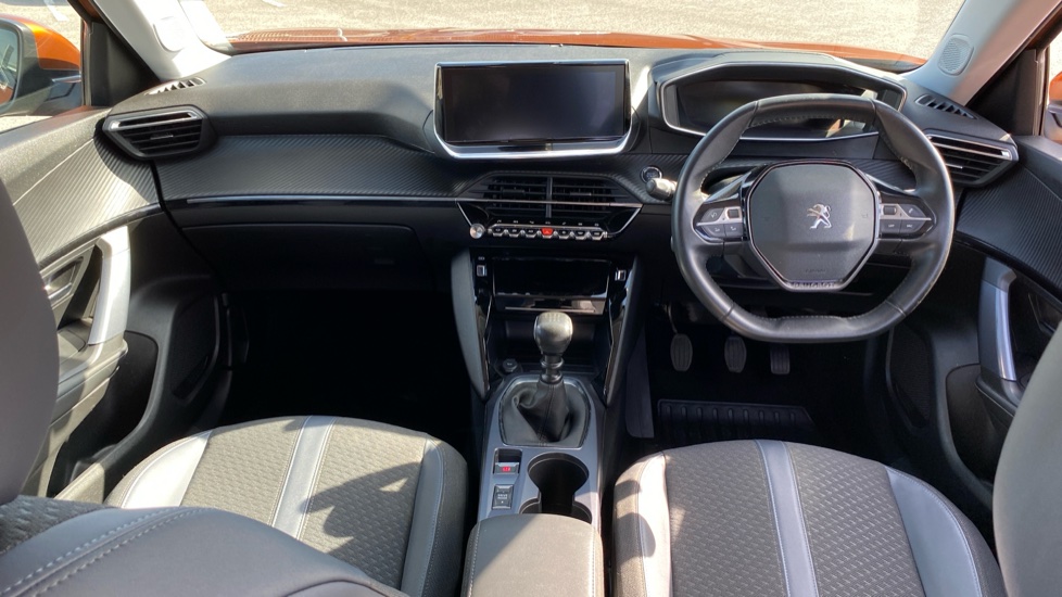 Peugeot 2008 1.2 PureTech Allure Premium 5dr Petrol Estate - Image 20