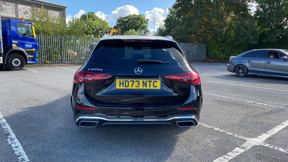 Mercedes-Benz C-Class C220d AMG Line 5dr 9G-Tronic Diesel Estate - Image 13