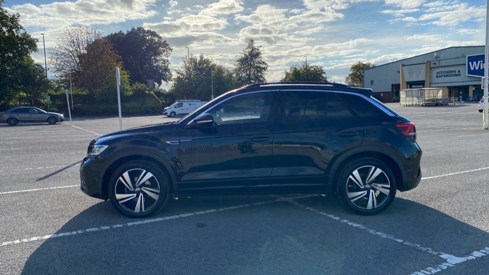 Volkswagen T-Roc 1.5 TSI R-Line 5dr DSG Petrol Hatchback - Image 8