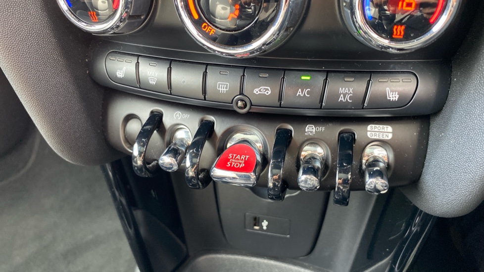 MINI Hatchback 1.5 Cooper Sport 3dr Auto Petrol Hatchback - Image 23