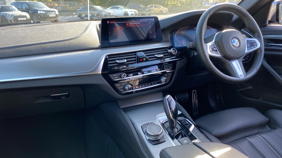BMW 5 Series 520d MHT M Sport 5dr Auto [Tech/Plus Pack] Diesel Estate - Image 4