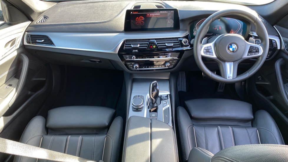 BMW 5 Series 520d MHT M Sport 5dr Auto [Tech/Plus Pack] Diesel Estate - Image 20